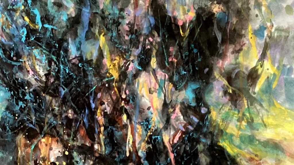 The Awakening Dragon of the East – A Fantasy-Color Freehand landscape painting by Mu Rangong (Lu Guanyu). This work delves into the spiritual dialogue between ink and vibrant color. Mu Rangong is a Chinese contemporary artist, founder of the Fantasy-Color Freehand ink painting style, and creator of the “Boundless Fantasy” exhibition series.