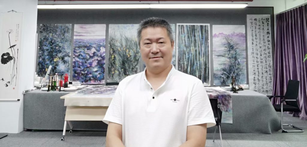 Lu Guanyu (Muran Gong) – Chinese contemporary artist, founder of the Fantasy-Color Freehand ink painting style, creator of the "Boundless Fantasy" exhibition series.A bridge connecting the classical and the contemporary